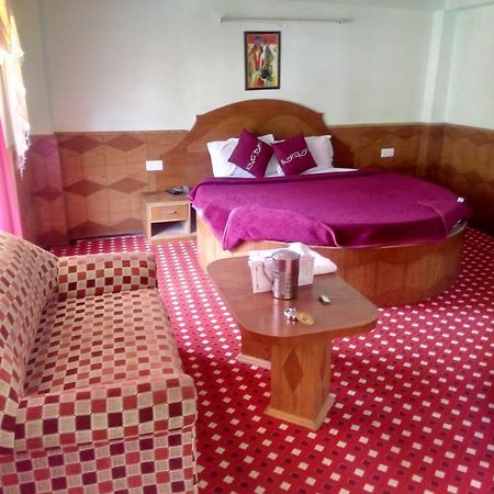מנאלי Gautam Hotel & Cottage מראה חיצוני תמונה