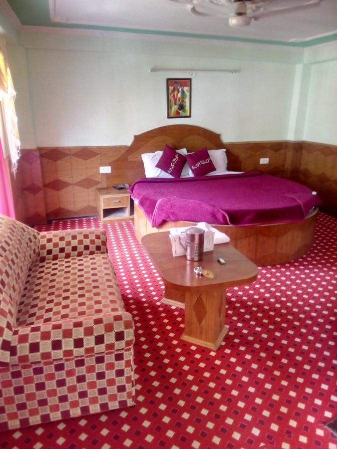 מנאלי Gautam Hotel & Cottage מראה חיצוני תמונה